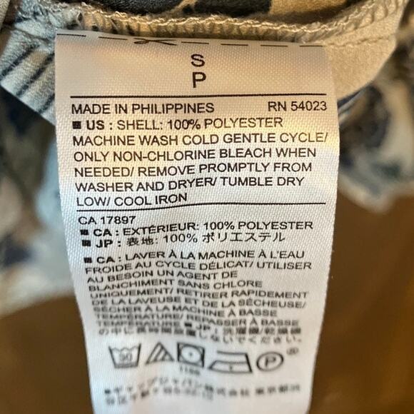 Banana Republic Womens Blouse Gray Blue Floral V Neck Collared Long Sleeve Small - Picture 5 of 11